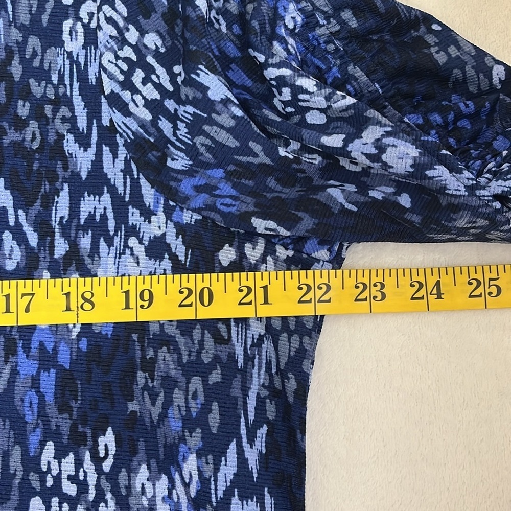 Kate Park Women’s Ruched Sleeve Blouse Size Large - Picture 6 of 9